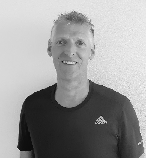 Erik Strooper, therapeut bij FIXMYBODY ’t Zand – behandeling bij nek- en rugklachten